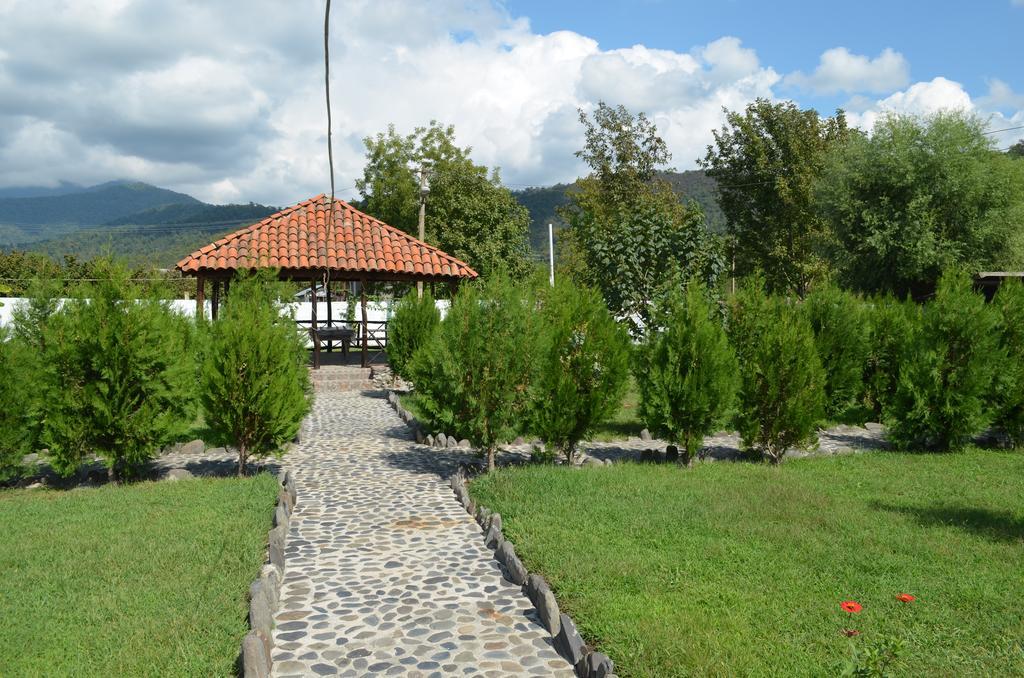 Tkhilistskaro Chateau Bruale מראה חיצוני תמונה