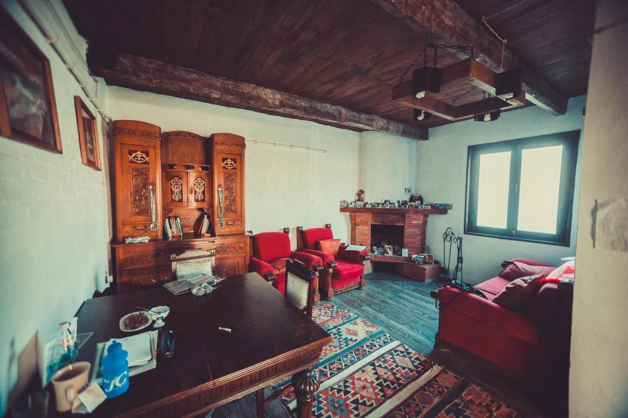 Tkhilistskaro Chateau Bruale מראה חיצוני תמונה